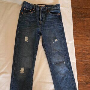 Ladies Levi's Wedgie Straight Jeans Size 25